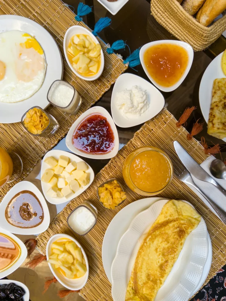 american breakfast spread