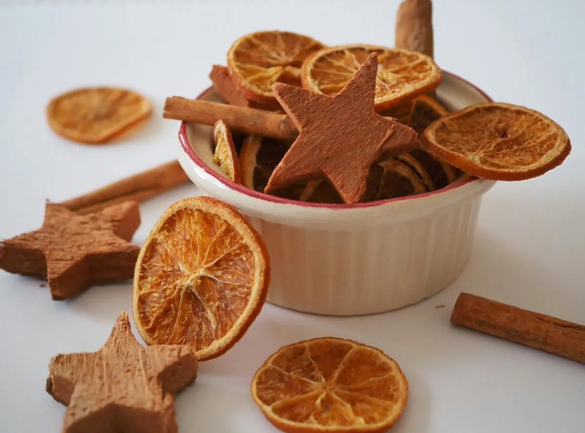 dried orange citrus garland cinnamon stick farmhouse christmas