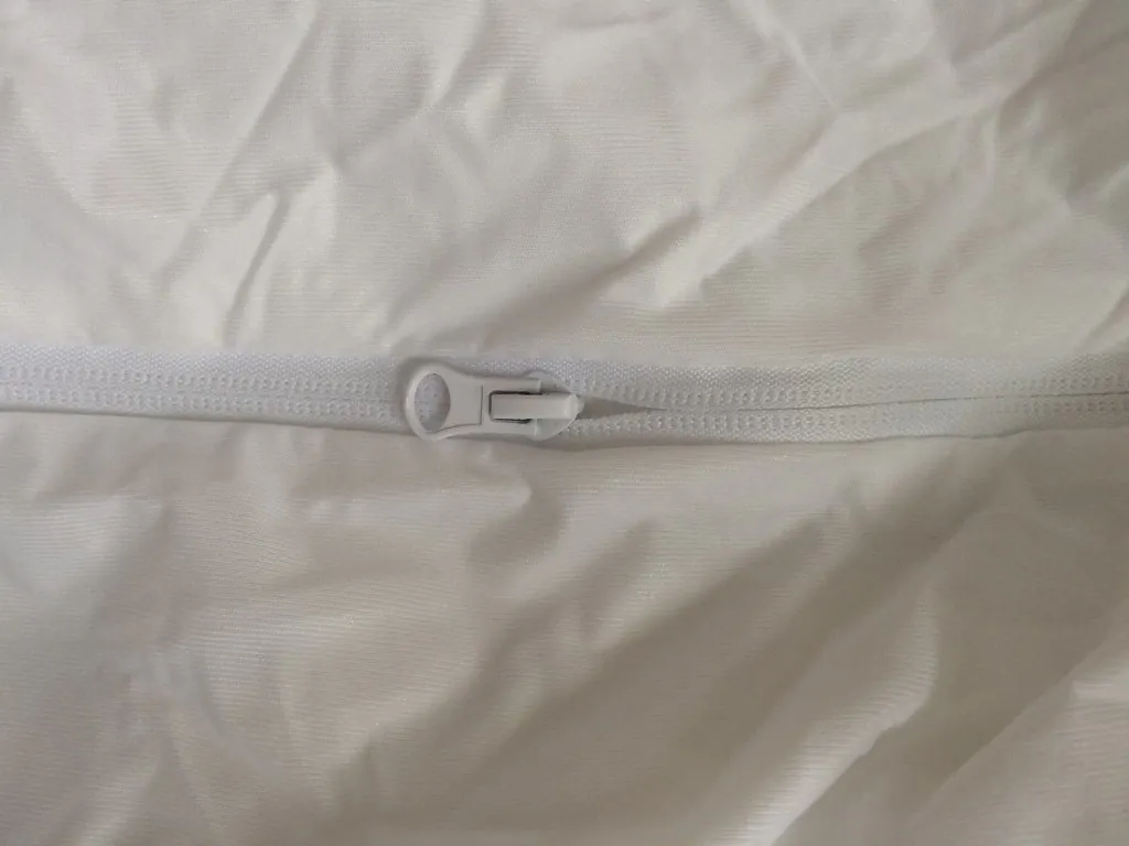 mattress encasement cover bed bug